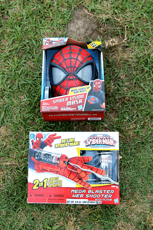 Marvel Amazing Spider-Man 2 Mega Blaster Web Shooter set and Spider Vision Mask